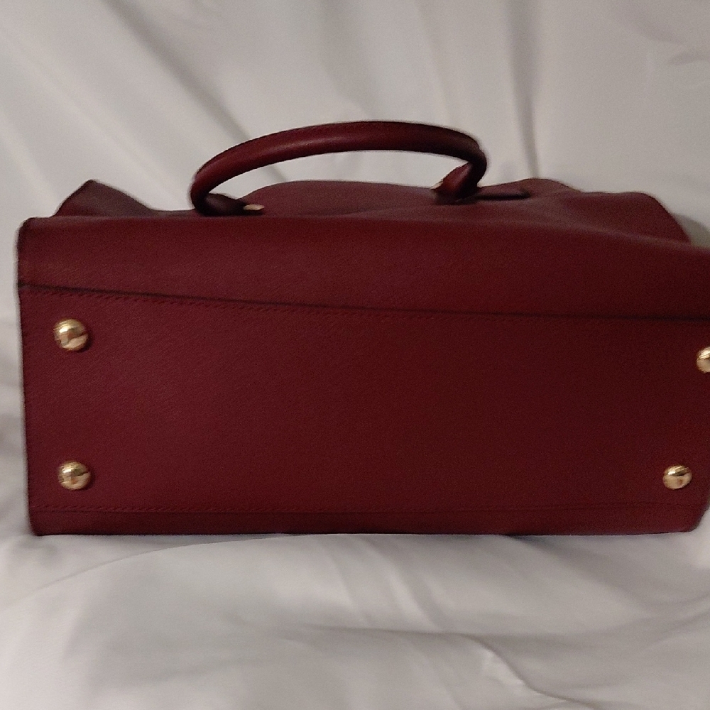 Michael Kors Hamilton Extra Large Tote - Picture 5 of 12